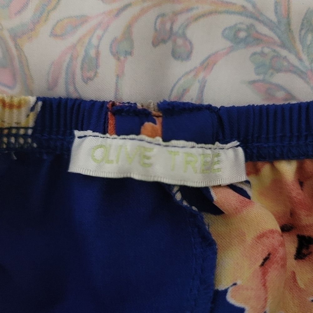 Olive Tree-Off-the-shoulder Cropped-M - Picture 6 of 8
